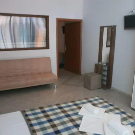 Vangelis Ξενοδοχείο με διαμερίσματα